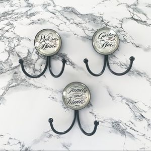 Black Hooks with Vintage Vibe Set of 3